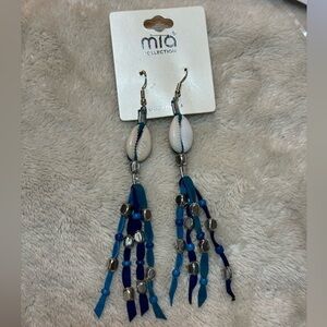Mia Shell Earrings with Silver Toned Beads
